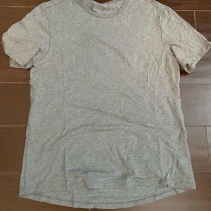 XL lululemon gray 5 year basic tee